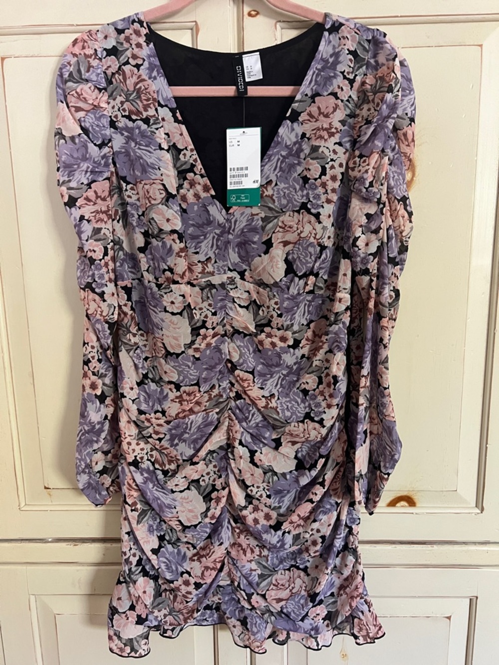 H&M Floral Ruched V-Neck Long Sleeve Dress in Lavender and Blush